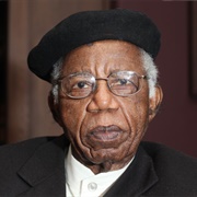 Chinua Achebe