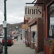 Finn's Irish Pub