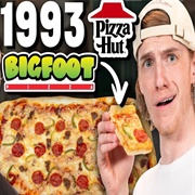 Pizza Hut&#39;s Bigfoot Pizza