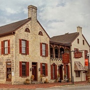Old Talbott Tavern, Bardstown, Kentucky, USA