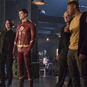 Crisis on Earth-X, Part 3