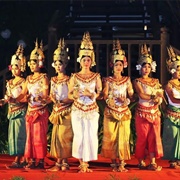 Aspersions Dance Show, Phnom Penh