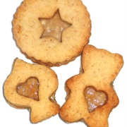 Vegan Walnut Cookies Filled With Elderflower Jelly