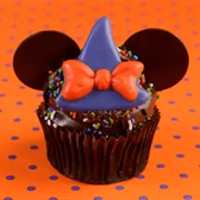 Bewitching Minnie Cupcake