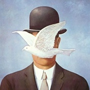 L'homme Au Chapeau Melon (René Magritte)