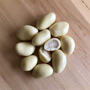 Yoghurt-Coated Brazil Nuts