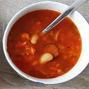 Ciorbă De Fasole Cu Afumătură