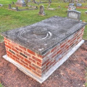 Mittie Manning's Tomb