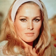 Ursula Andress
