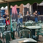Second Hand Market, Sint-Ulriks-Kappelle