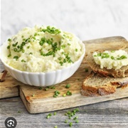Erdäpfelkäs (Potatoe Paste)