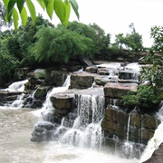 Kbal Chhay Waterfall, Sihanoukville, Cambodia