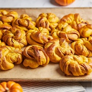 Pumpkin Cinnamon Knots
