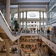 Live From San Francisco: How Malls Work