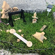 'World's Smallest Park' (Permanently Closed)