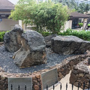 The Healer Stones of Kapaemahu