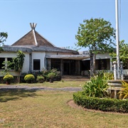 King Sihanouk's Seaside Palace, Kep