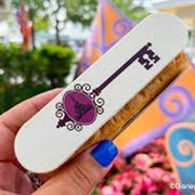 Magic Kingdom Club Eclair