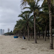 Bai Bien Beach, Da Nang