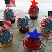 Prantl's Bakery July 4th Deluxe Cupcakes