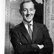 Alec Guinness Born 1914
