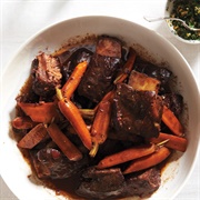 Red Wine-Braised Short Ribs