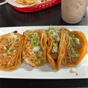 Que Pasa Taqueria, Sterling Heights, Michigan