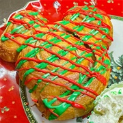 Holiday Mickey Cinnamon Roll