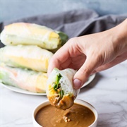 Summer Roll With Peanut Sauce