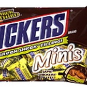 Snickers With Green Shrek Filling! Minis