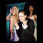 Christine and the Queens - Redcar Les Adorables Étoiles (Prologue)