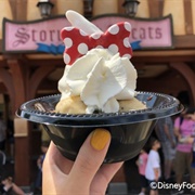 Minnie Cookie Dough Sundae