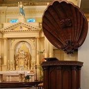 Scallop Shell Pulpit