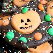 Pumpkin Pretzel Bark