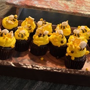 Baby Bee Cupcakes