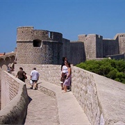 Walked on a Ring Wall