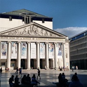 Place De La Monnaie Brussels