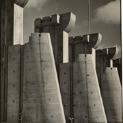 Fort Peck Dam (1936)
