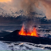 Watched a Volcanic Eruption From the Air