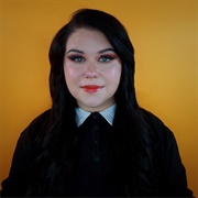 Stanzi Potenza (Bisexual, Enby, She/They)