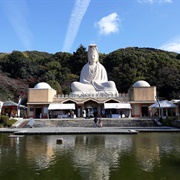 Ryozen Gokoku War Memorial - Kyoto
