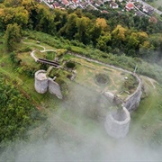 Tonocov Castle