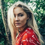 Astrid S