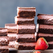 Strawberry Brownie Bites