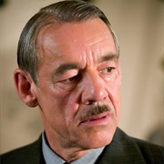 Roger Lloyd Pack