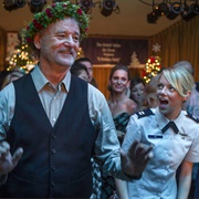 Carson Welch (Aloha, 2015)