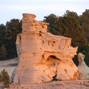 Medicine Rocks State Park