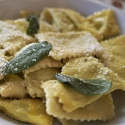 Ravioli Di Bietola E Ricotta