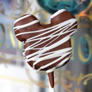 Mickey Cake Pop