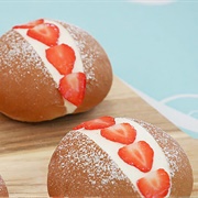 Paul Hollywood's Devonshire Splits